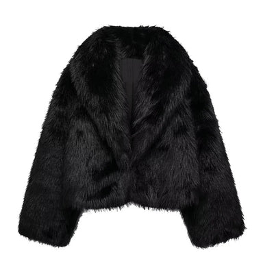 Emelia Miles | Black Fur Coat