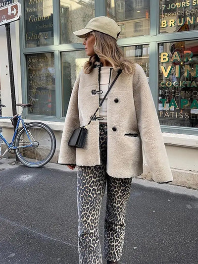 Elvara | Fluffy Coat