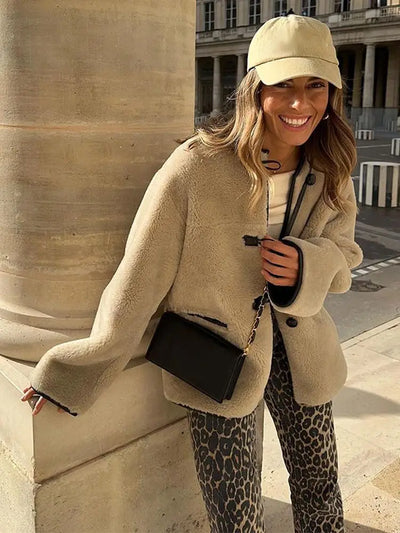 Elvara | Fluffy Coat